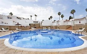 Child-Friendly, 3-Bedroom Apartment With Garden Near The Aqualand